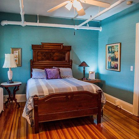 Bed and Breakfast The Henderson Hendersonville Esterno foto