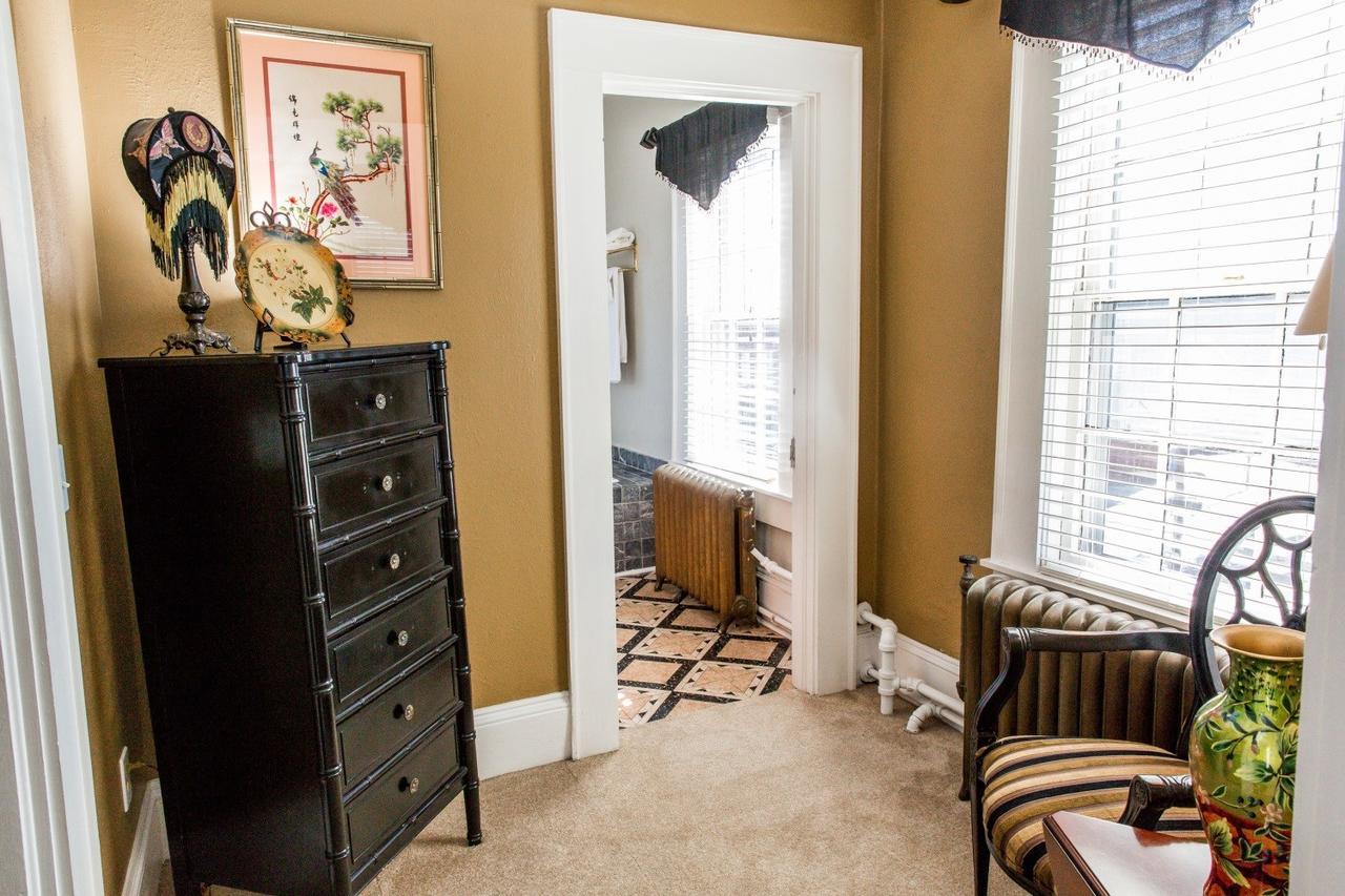 Bed and Breakfast The Henderson Hendersonville Esterno foto