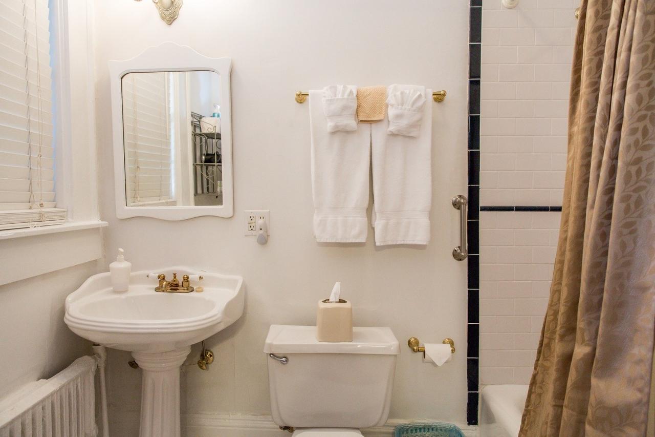 Bed and Breakfast The Henderson Hendersonville Esterno foto