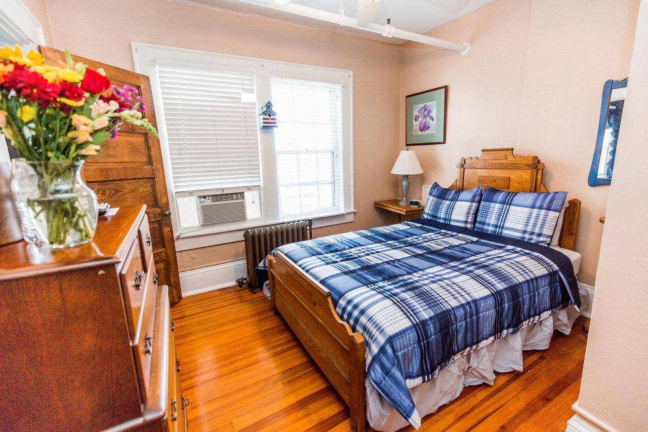 Bed and Breakfast The Henderson Hendersonville Esterno foto